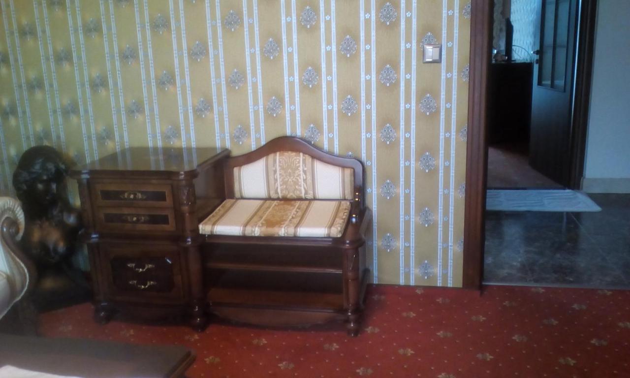 Casa-Le-Baron Lejlighed Satu-Mare Eksteriør billede